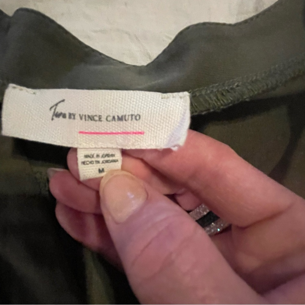 Vince Camuto Deep Olive V-Neck Long Sleeve Blouse All Season - Picture 6 of 7